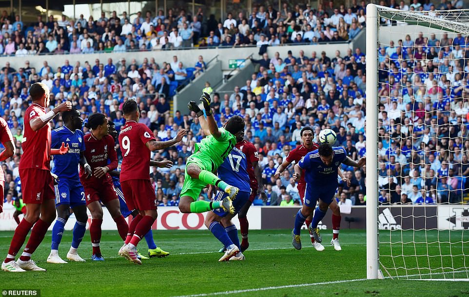 Liverpool đ&ograve;i lại ng&ocirc;i đầu bảng, Arsenal thua thảm s&acirc;n nh&agrave; - Ảnh 3.