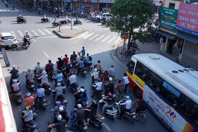 Nắng nóng đến độ chảy bút sáp màu ở Việt Nam lên báo Mỹ