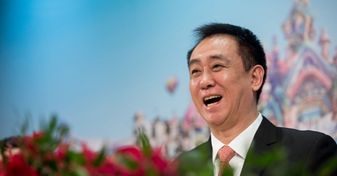 Tỷ ph&uacute; &ldquo;ch&uacute;a chổm&rdquo; của Trung Quốc - Ảnh 1.