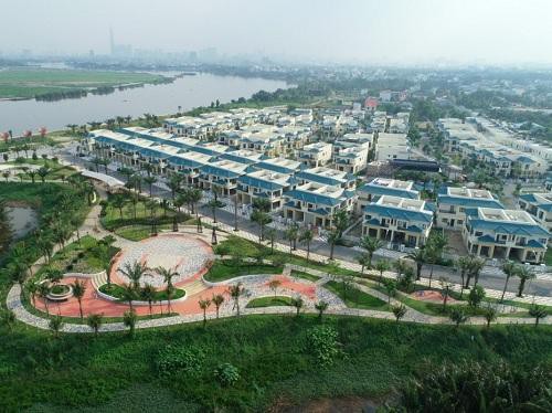 85 cư dân đầu tiên của Senturia Vườn Lài nhận bàn giao sổ hồng