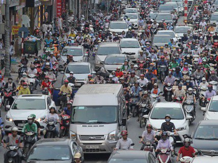 Chuyên gia Mỹ nói gì về giải pháp cấm xe máy tại Việt Nam?