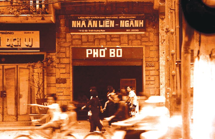 Thành phố mở đường