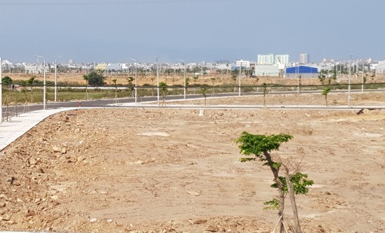 Đất nền Đ&agrave; Nẵng rớt gi&aacute;, giao dịch ảm đạm - Ảnh 2.