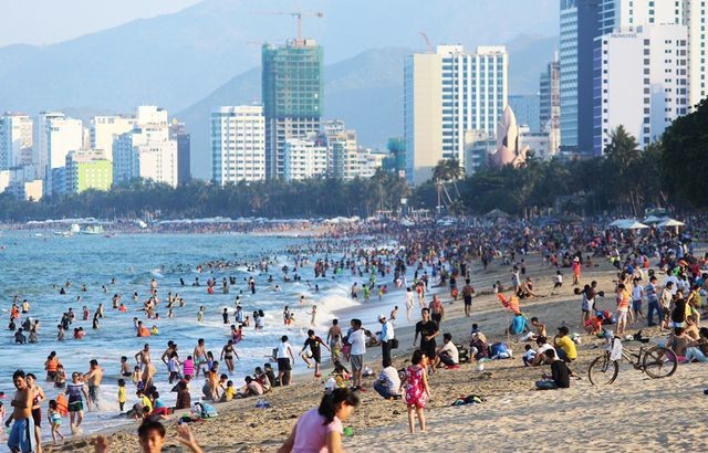 Khó đặt phòng khách sạn 5 sao dịp lễ 30-4