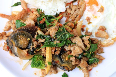 Trứng thế kỷ - m&oacute;n đặc sản l&acirc;u đời v&agrave; k&igrave; dị - Ảnh 5.