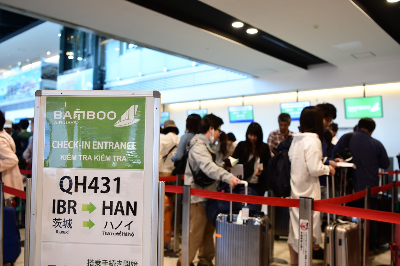 Bamboo Airways đưa những vị kh&aacute;ch đầu ti&ecirc;n đến Nhật Bản - Ảnh 1.