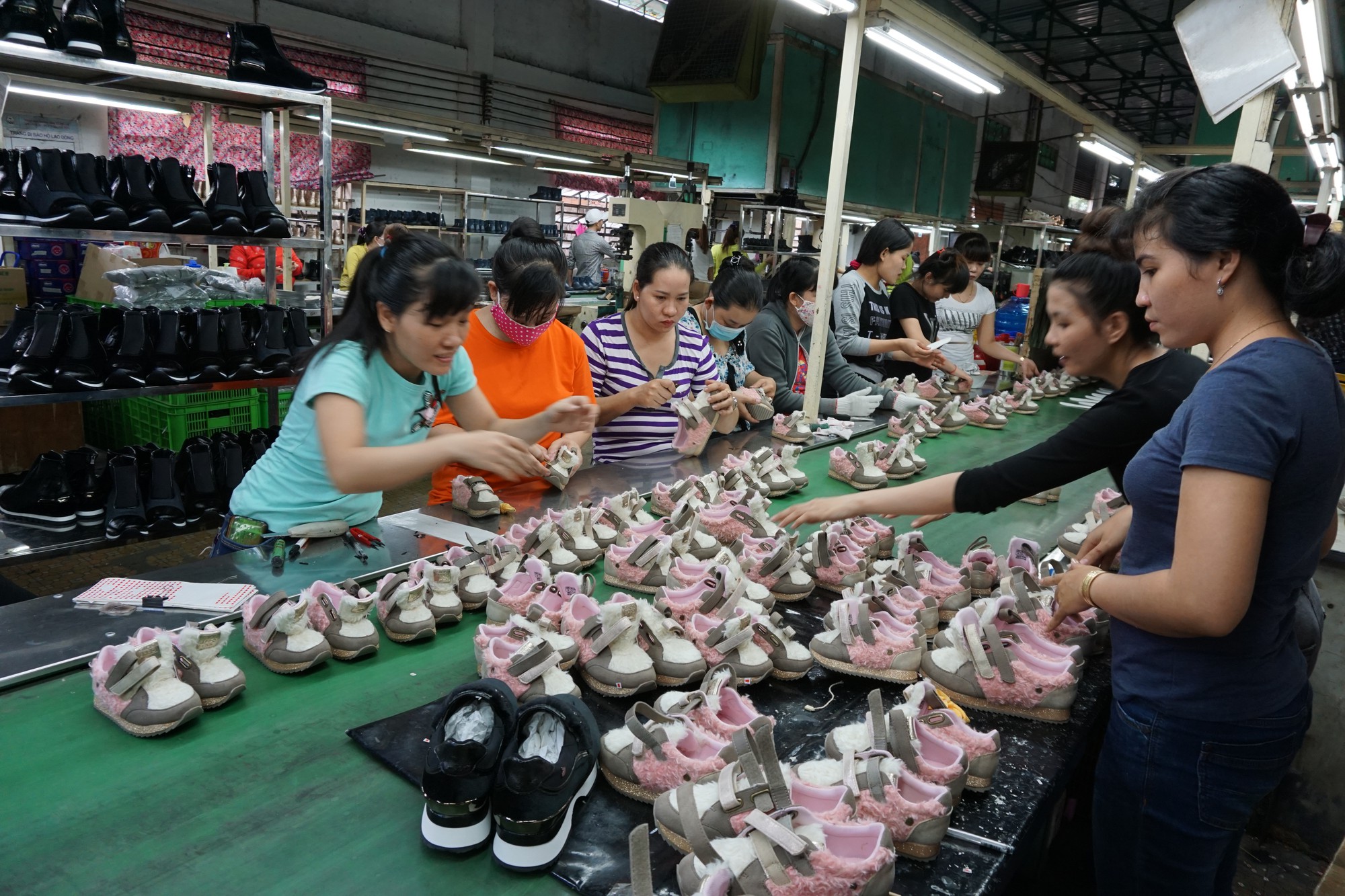 Nới khung thời gian l&agrave;m th&ecirc;m giờ l&ecirc;n 400 giờ/năm - Ảnh 2.