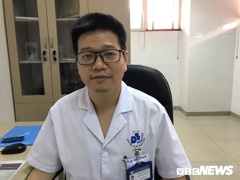 Làm việc lâu dưới trời nắng nóng kéo dài, cẩn thận ung thư da - Ảnh 2.