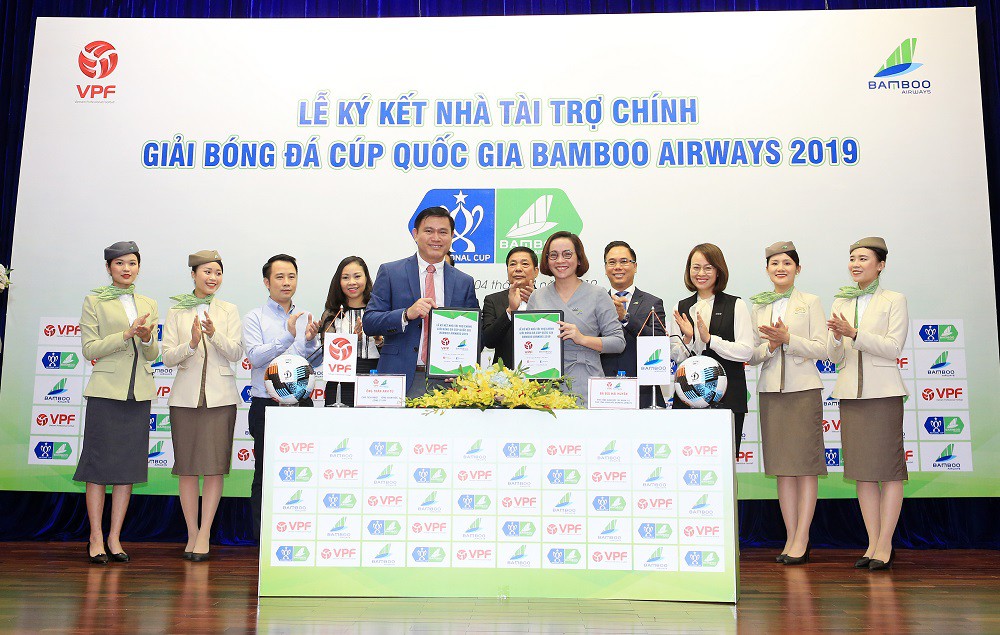 Ký kết tài trợ giải bóng đá Cúp quốc gia Bamboo Airways 2019