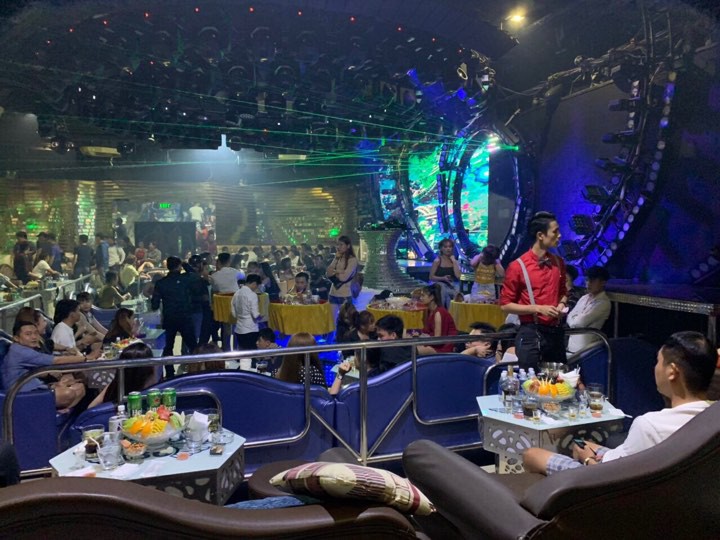 Gần 150 người nghi sử dụng ma túy trong quán bar ở quận 5