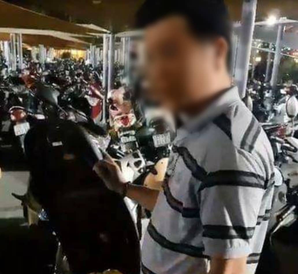 TP HCM: Đi ôtô đến siêu thị, tìm xe máy phá cốp trộm tài sản