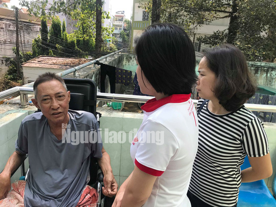 Nghệ sĩ L&ecirc; B&igrave;nh r&aacute;ng viết cho xong quyển hồi k&yacute; cuộc đời - Ảnh 4.