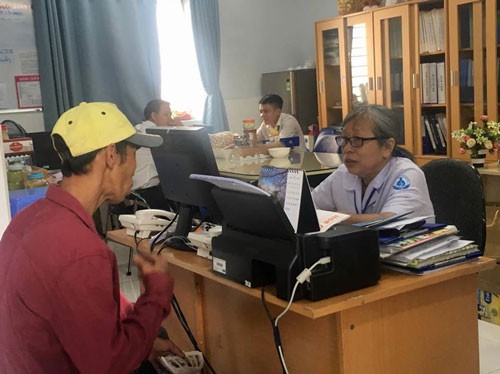 Người bắc cầu nhân ái