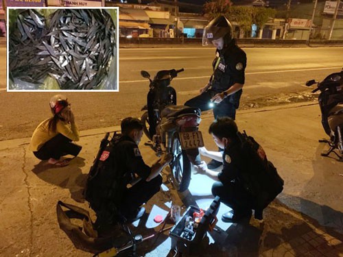Chào thua "đinh tặc"?