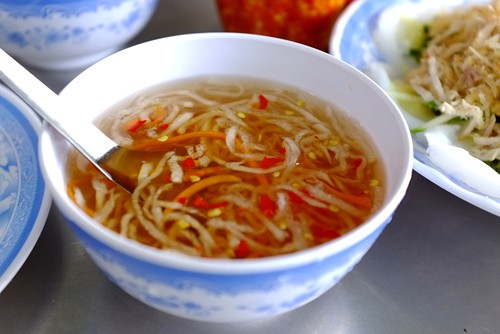 M&oacute;n b&aacute;nh b&egrave;o b&igrave; hơn 100 năm tuổi ở B&igrave;nh Dương - Ảnh 2.