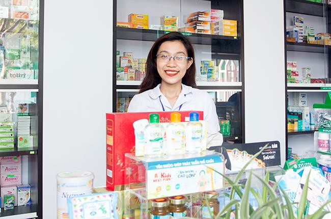 Có một nhà thuốc ngay trong… trường đại học