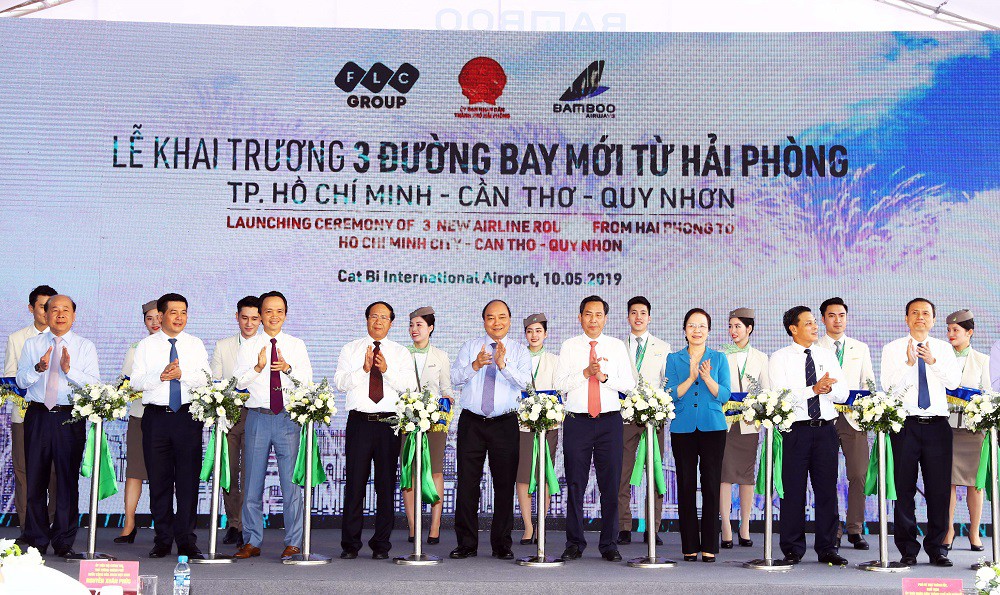 Thủ tướng Nguyễn Xu&acirc;n Ph&uacute;c dự lễ khai trương 3 đường bay mới từ Hải Ph&ograve;ng - Ảnh 1.