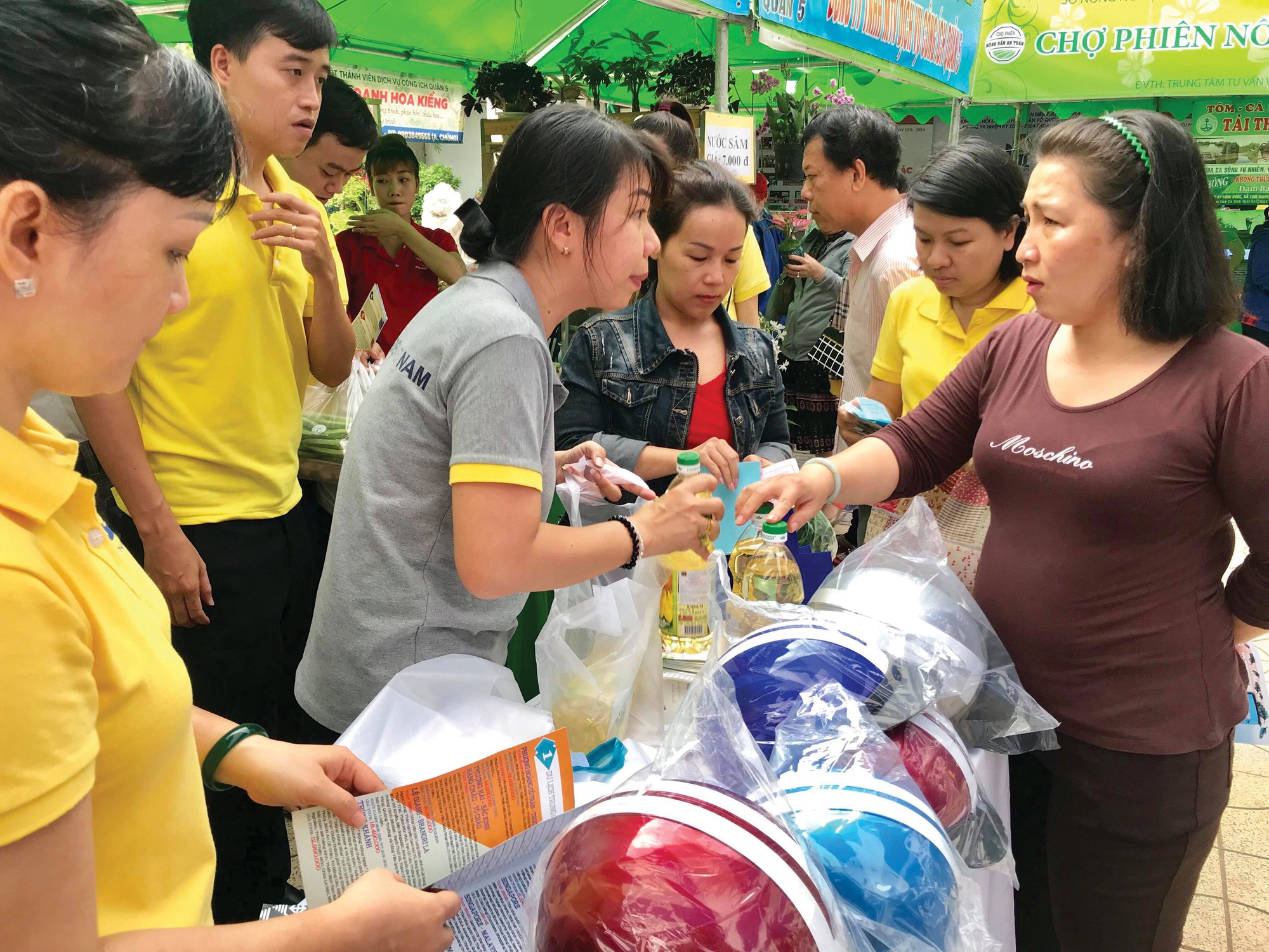 Tháng năm ấm áp