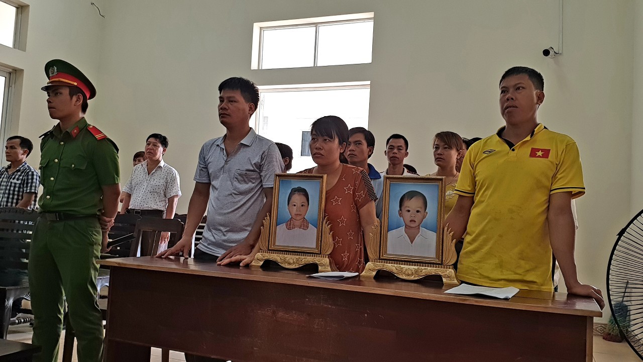 Xe khách mất phanh, tông chết 2  bé gái: Đăng kiểm nói gì?