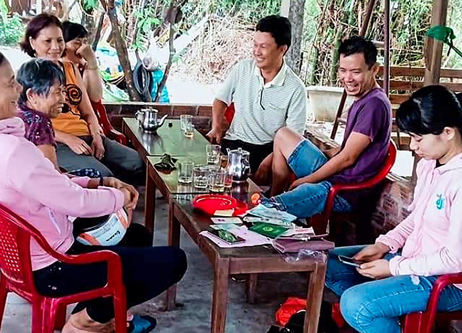Cặp vợ chồng nghèo trả lại hơn 100 triệu đồng nhặt được