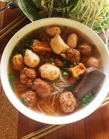Những qu&aacute;n ăn ngon tr&ecirc;n đường từ TP HCM đi Đ&agrave; Lạt - Ảnh 3.