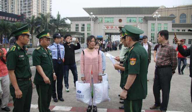 Trung Quốc giải cứu 11 phụ nữ Việt khỏi đường dây buôn người