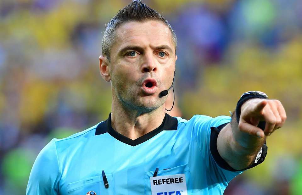 "Vua áo đen" thổi trận chung kết Champions League có gì đặc biệt?