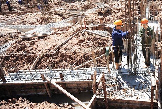 Thị trường bất động sản an toàn hơn trong sự kiểm soát của ngân hàng - Ảnh 1.