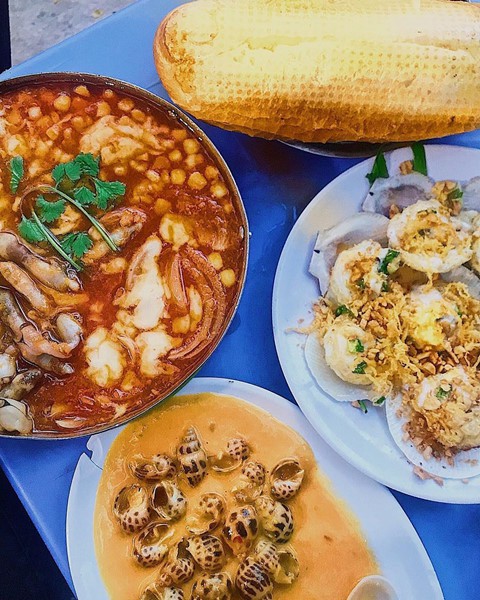 Ngày hè rủ bạn bè nhâm nhi ốc ngon tại 5 địa chỉ ở TP HCM - Ảnh 4.