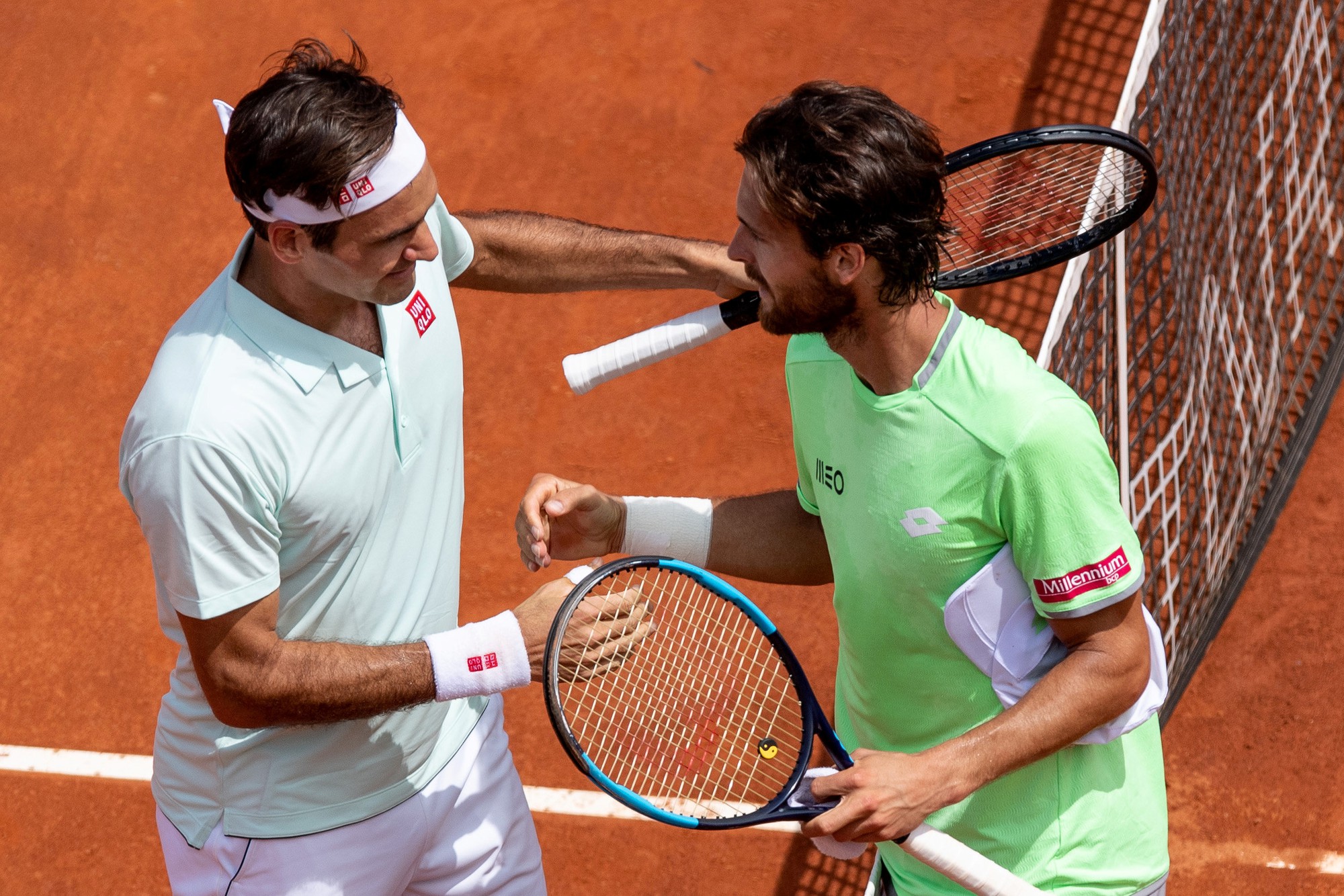 Federer khởi đầu su&ocirc;n sẻ ở Rome Open 2019, Nadal cũng chẳng k&eacute;m cạnh - Ảnh 1.