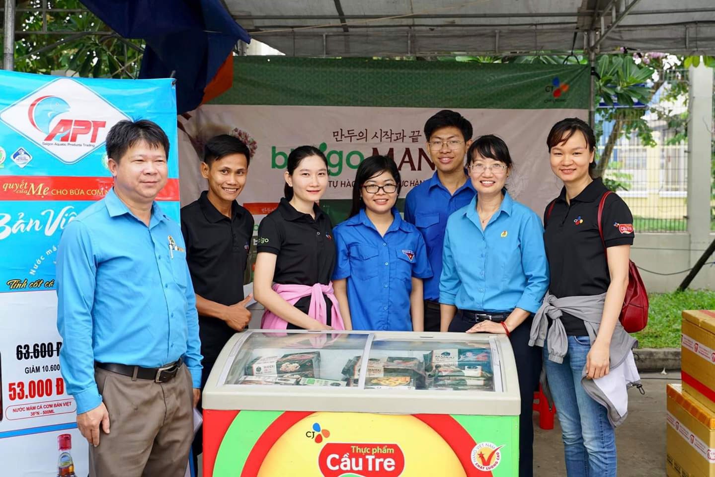 Hơn 1.100 đo&agrave;n vi&ecirc;n tham gia Ng&agrave;y hội người lao động Satra - Ảnh 1.