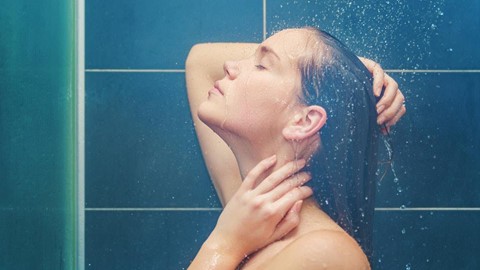 9 thời điểm bạn tuyệt đối kh&ocirc;ng n&ecirc;n tắm - Ảnh 9.