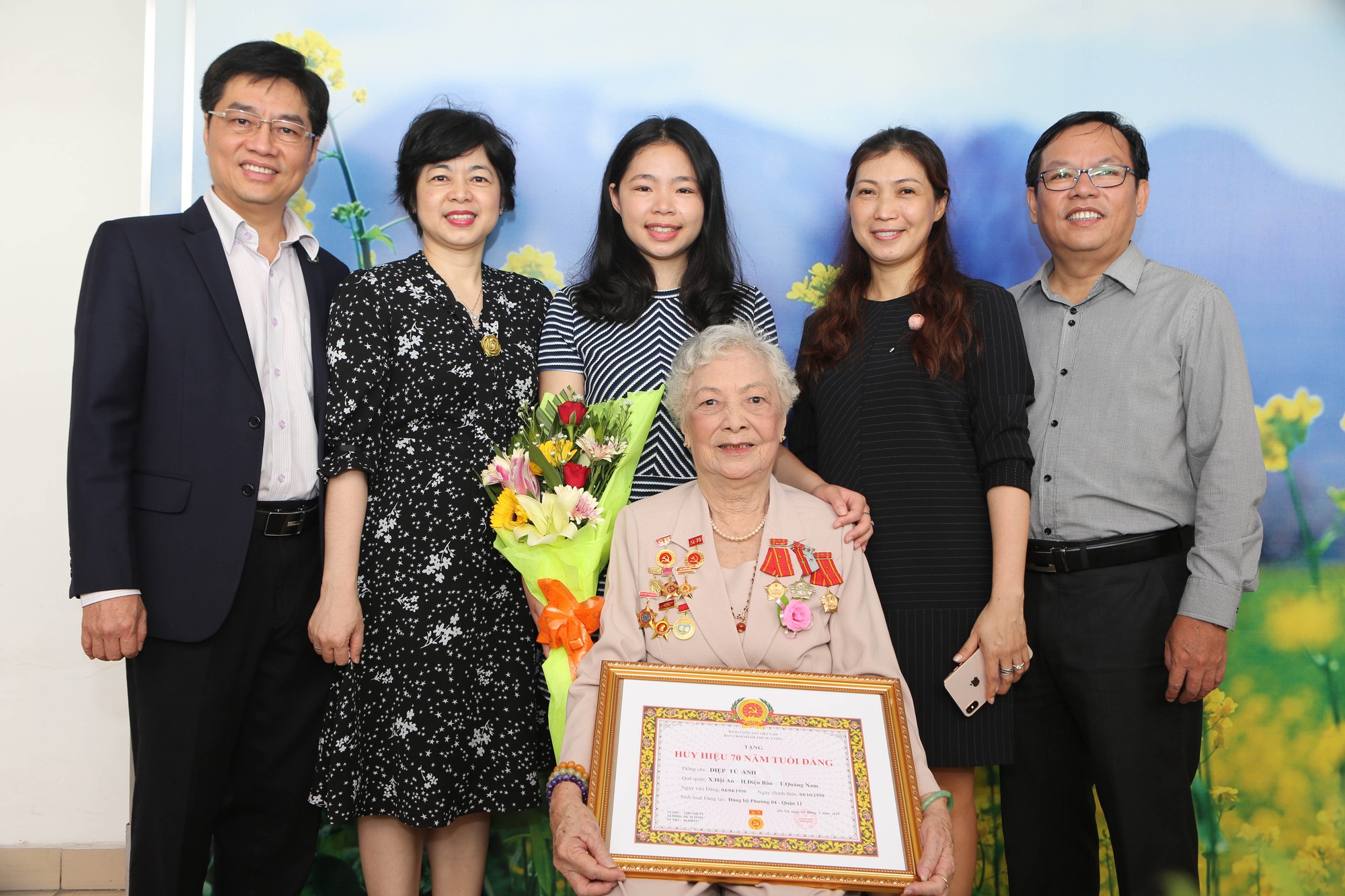 Giữ vững lời thề với Đảng - Ảnh 1.