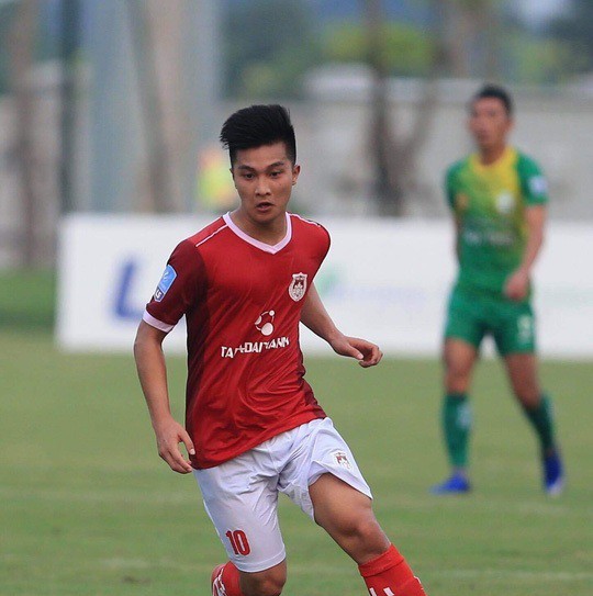 Martin Lo: "Bí quyết" giảm tải cho Quang Hải