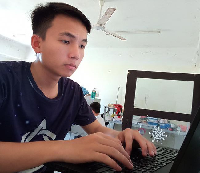 Nhiều học sinh giỏi cấp quốc gia tiếp tục đăng ký tuyển thẳng vào ĐH Duy Tân