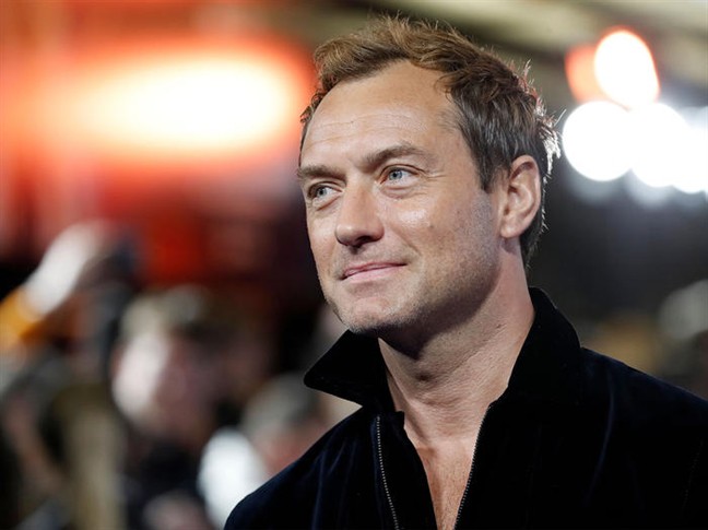 Jude Law bí mật kết hôn lần hai - Ảnh 3.