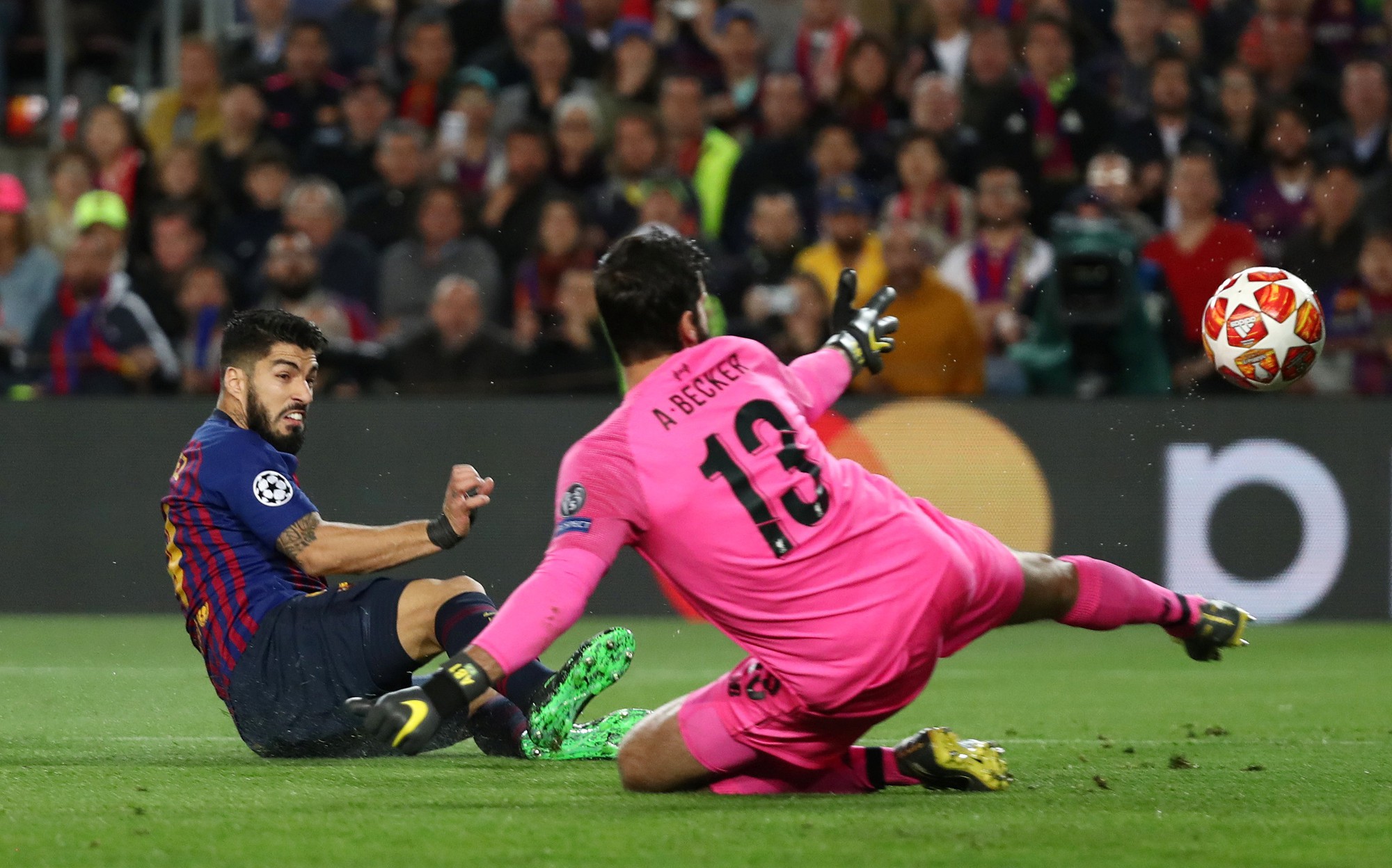 Messi ghi bàn thắng thứ 600, Liverpool thua thảm Barcelona - Ảnh 8.