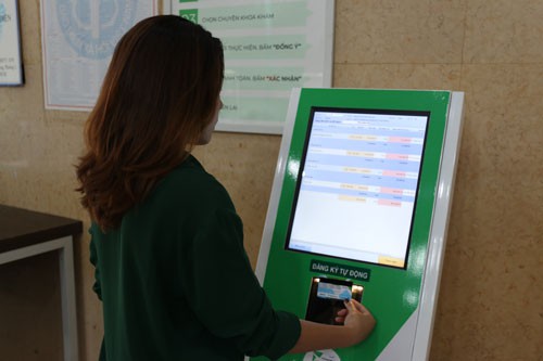 Bệnh viện thông minh, người dân hưởng lợi