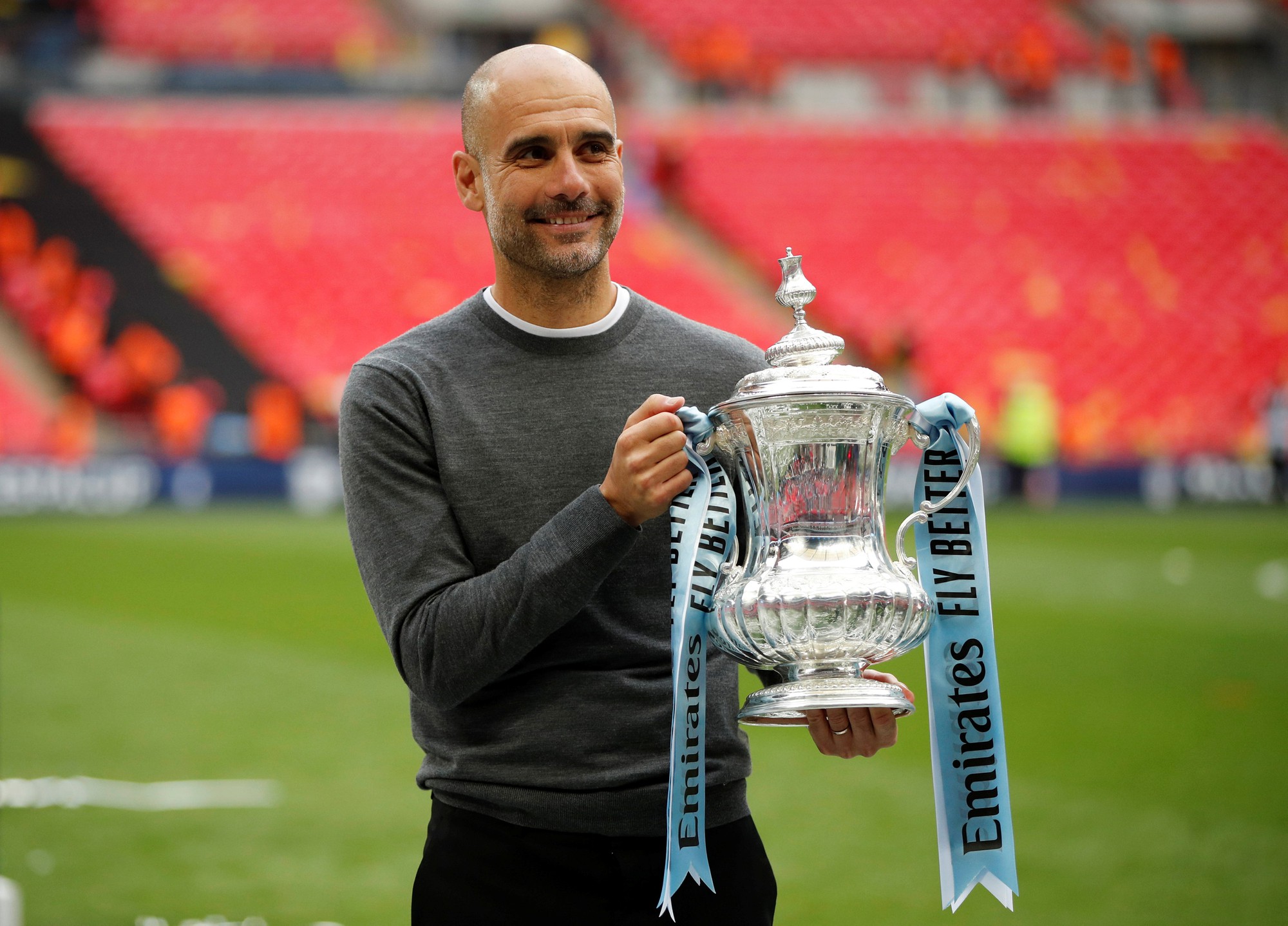 Man City tung 100 triệu bảng để trói HLV Guardiola thêm 5 năm - Ảnh 3.