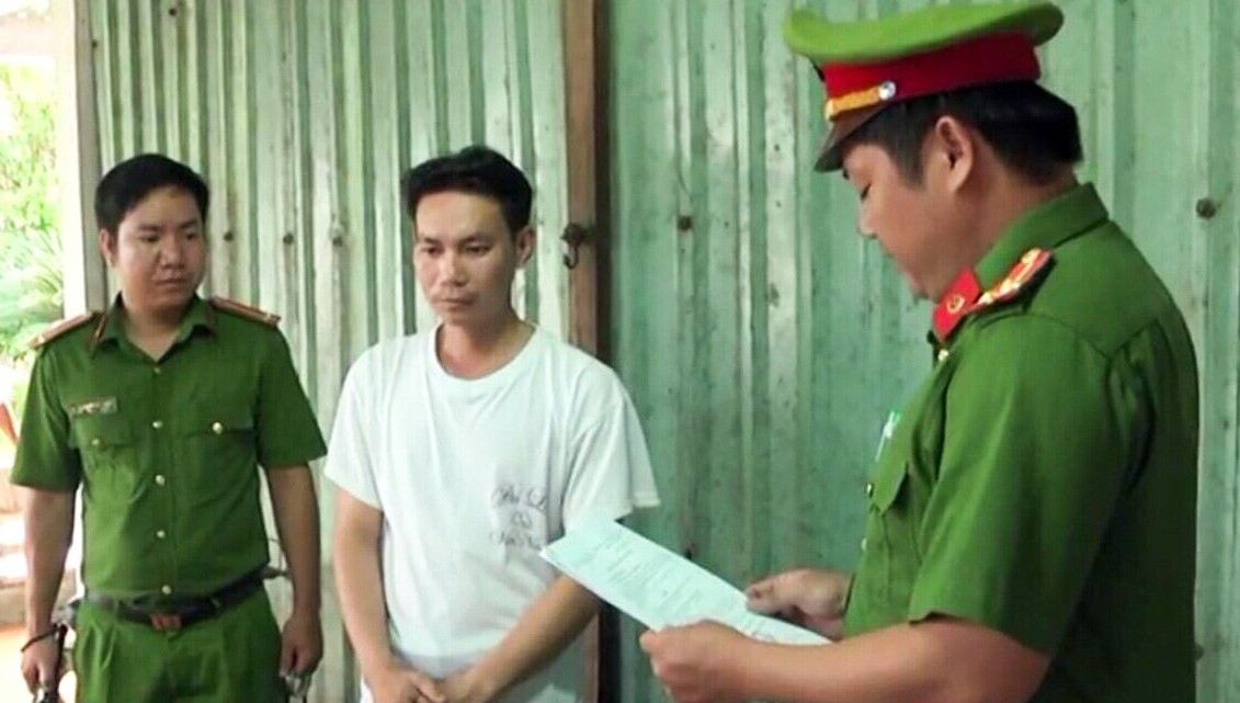 Học sinh 9 tuổi bị cha ruột đánh trọng thương trong lúc ôn bài thi