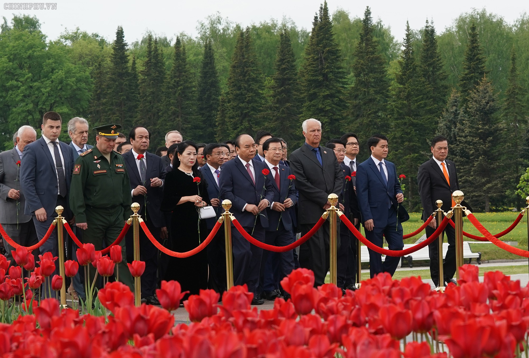Lễ đ&oacute;n ch&iacute;nh thức Thủ tướng Nguyễn Xu&acirc;n Ph&uacute;c tại thủ đ&ocirc; Moscow - Ảnh 4.