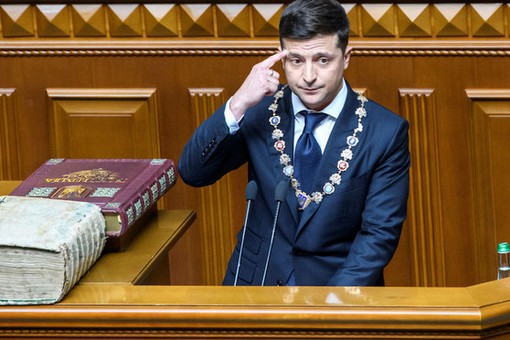 Tân Tổng thống Ukraine ủng hộ trừng phạt Nga từ lúc nhậm chức