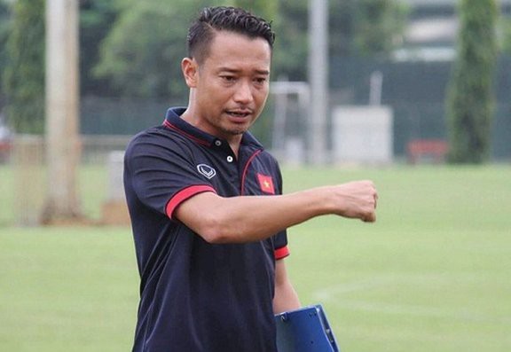 HLV Vũ Hồng Việt lần đầu dẫn dắt CLB ở V-League