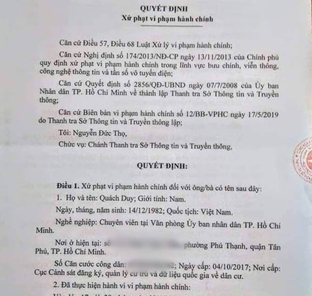 Một chuyên viên Văn phòng UBND TP HCM bị phạt do xúc phạm lãnh đạo