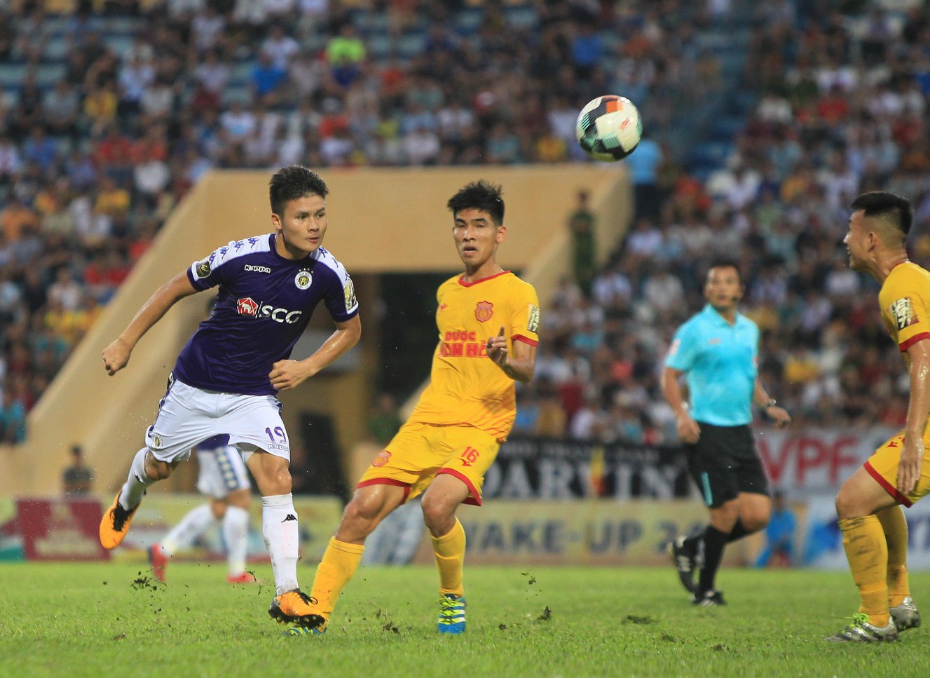 Thua Nam Định, Hà Nội FC chưa biết thắng khi xa sân Hàng Đẫy