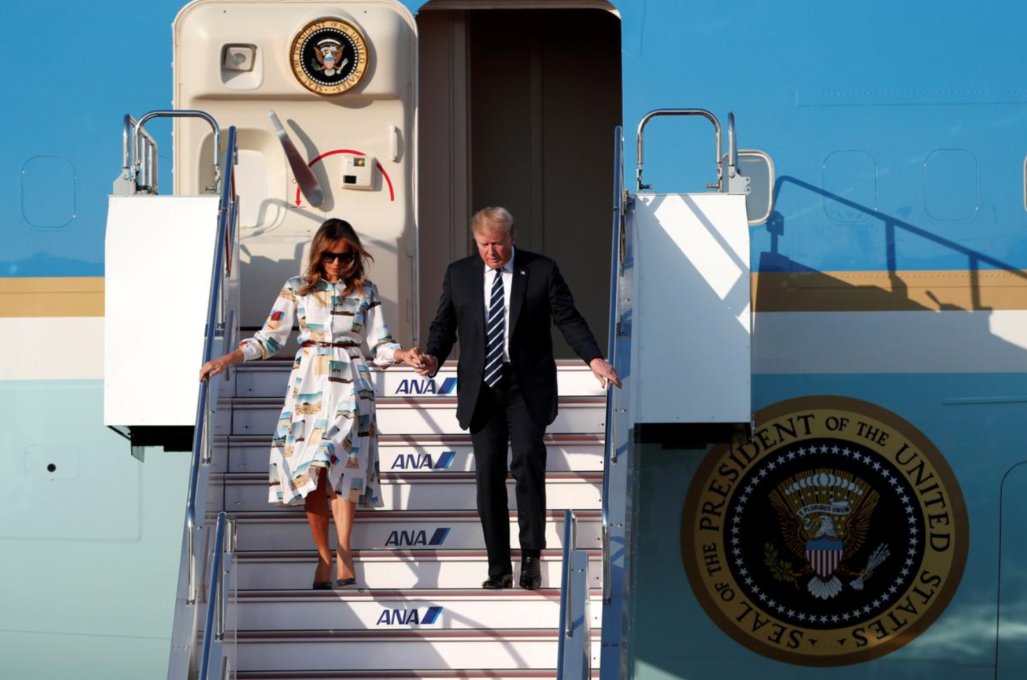 Động đất rung chuyển Tokyo trước khi ông Trump đến Nhật Bản