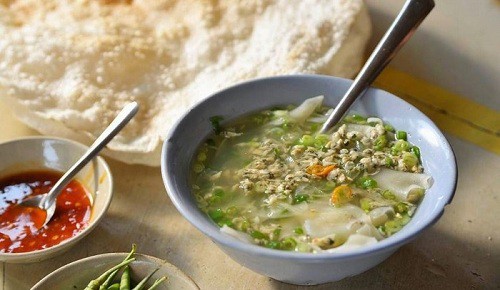 Những qu&aacute;n ăn tr&ecirc;n đường từ Đ&agrave; Nẵng đi Nha Trang - Ảnh 2.
