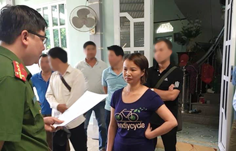 Vì sao mẹ nữ sinh giao gà ở Điện Biên bị bắt?