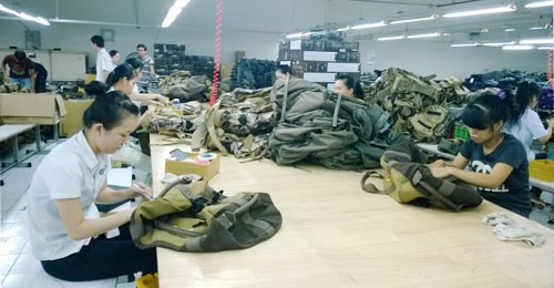 Dự thảo Bộ luật lao động (sửa đổi) (*): C&acirc;n nhắc kỹ khi tăng giờ l&agrave;m th&ecirc;m - Ảnh 1.