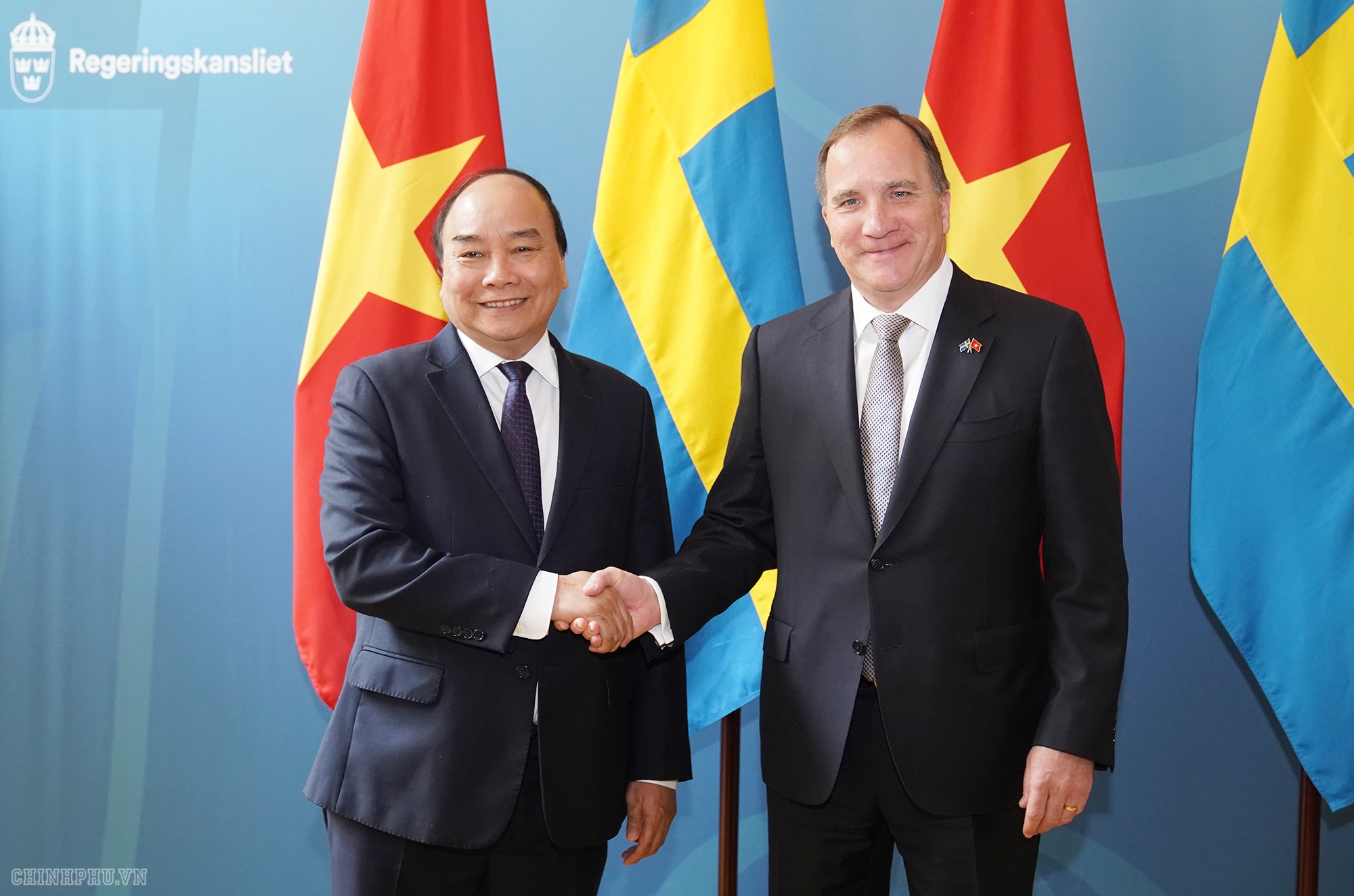 Thủ tướng Nguyễn Xuân Phúc hội đàm với Thủ tướng Stefan Loefven